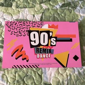 BH Cosmetics 90's Remix Dance eyeshadow palette